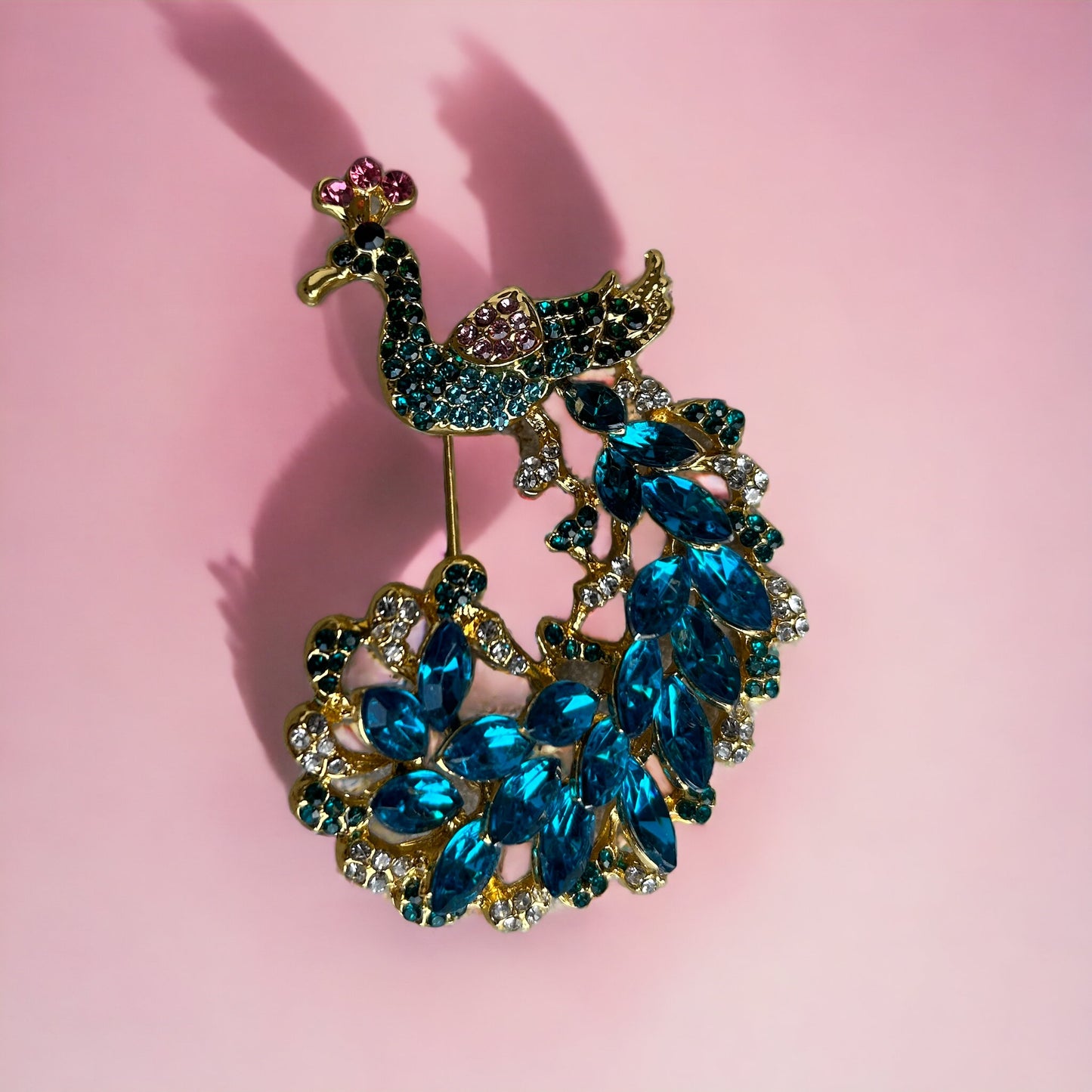 Elegante Strass-Pfauenbrosche