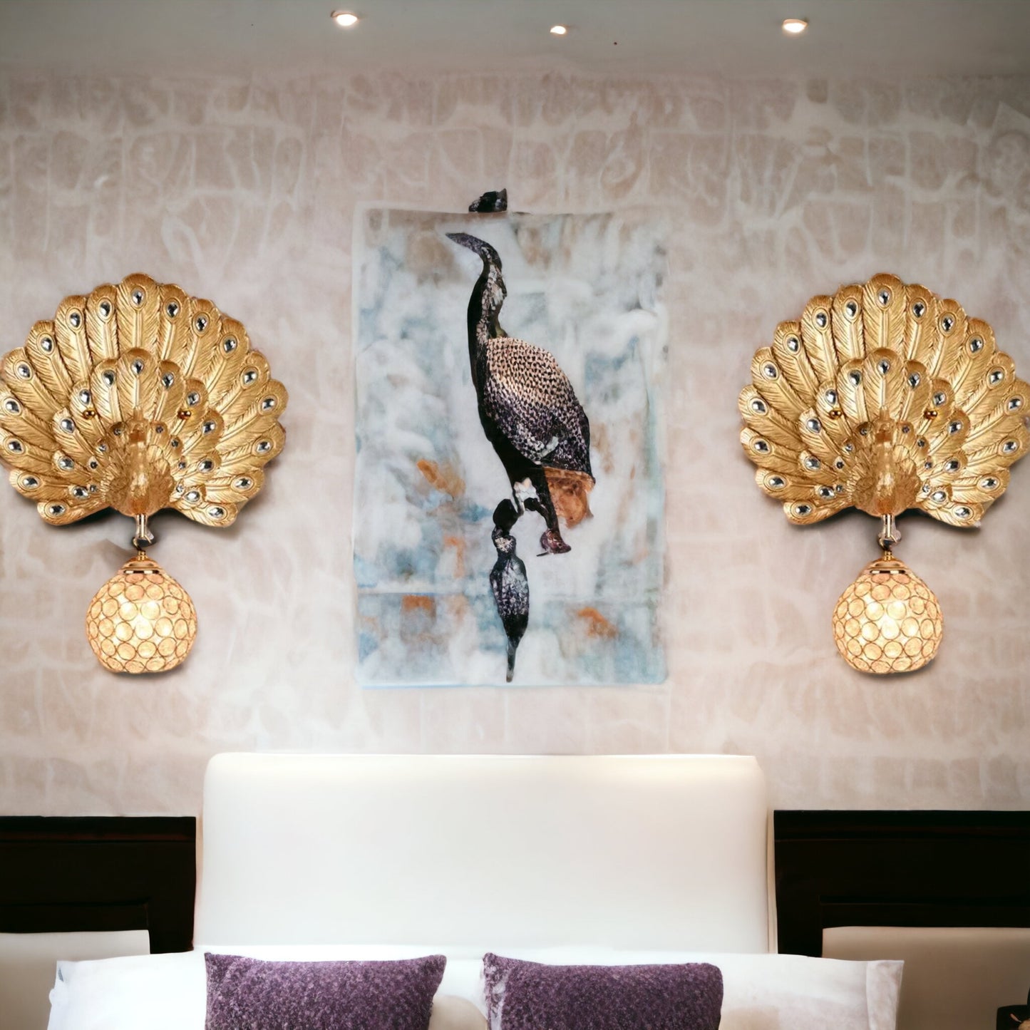Kreativität trifft auf Pfauen-Design – Edle Wandlampe für den besonderen Flair