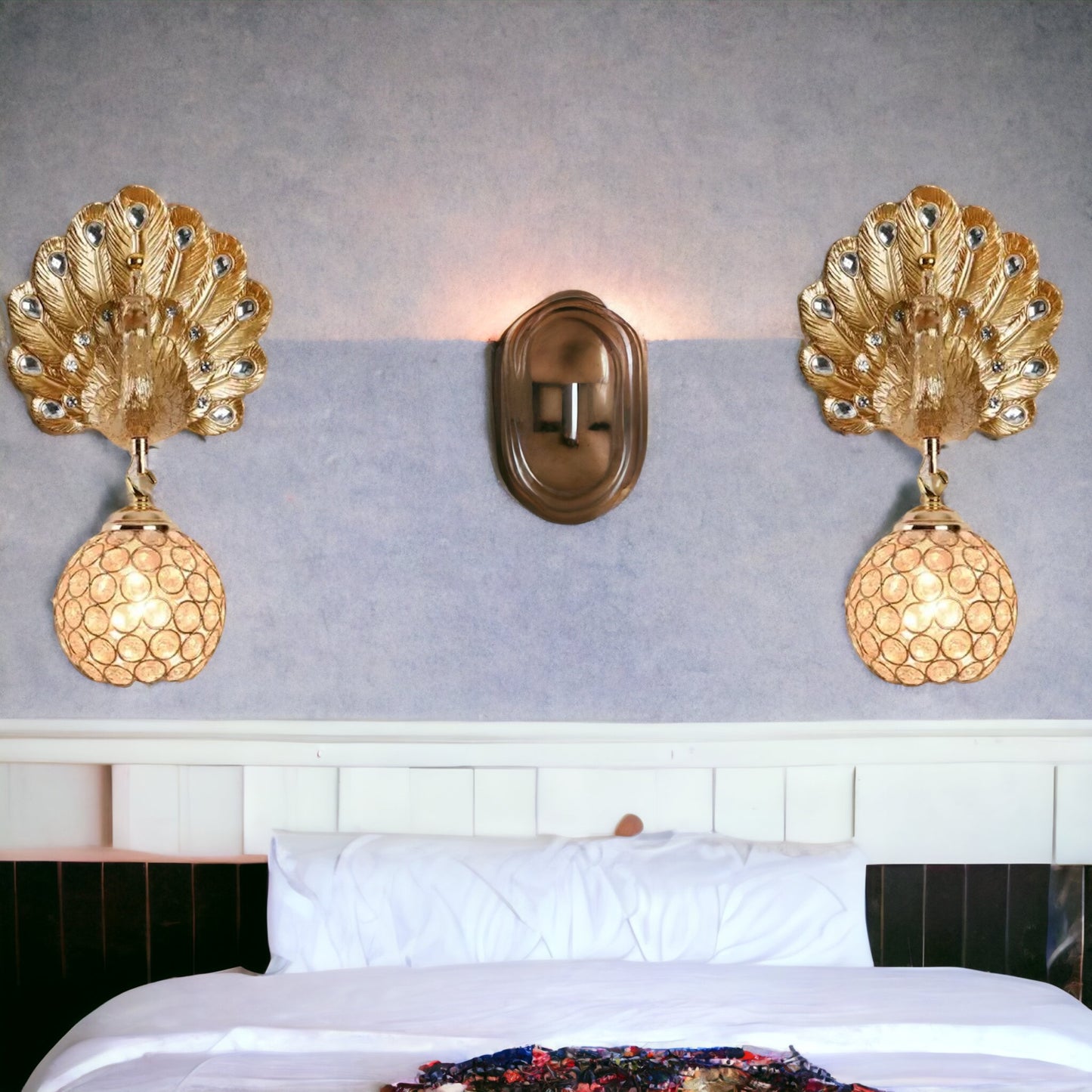 Kreativität trifft auf Pfauen-Design – Edle Wandlampe für den besonderen Flair