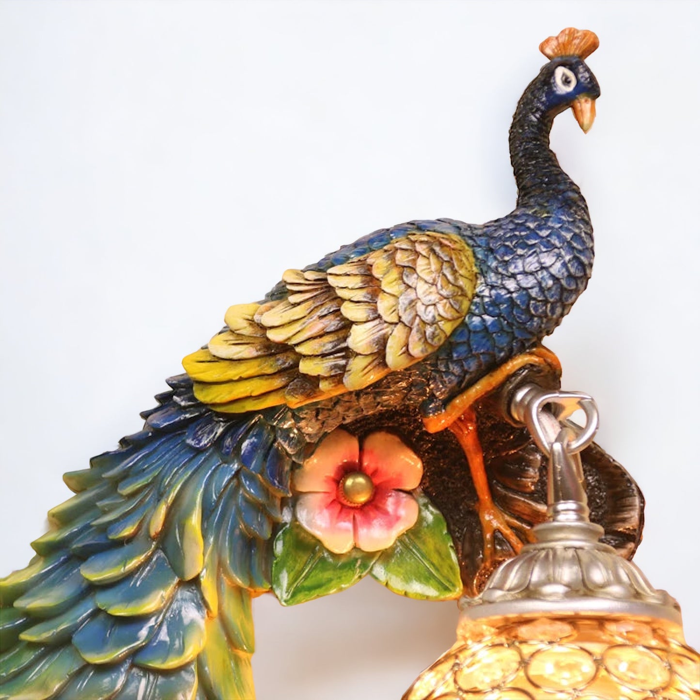 Retro-Pfau-Wandleuchte: Doppelte Farbpracht - Stilvolles Flair für Dein Zuhause