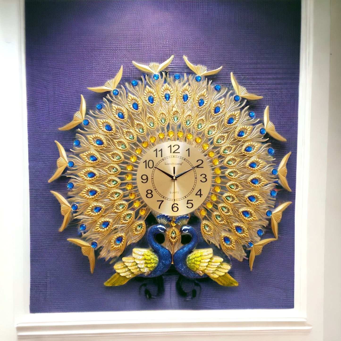 Kreative Pfauen-Wanduhr: Ein stilvolles Kunstwerk für dein Zuhause!